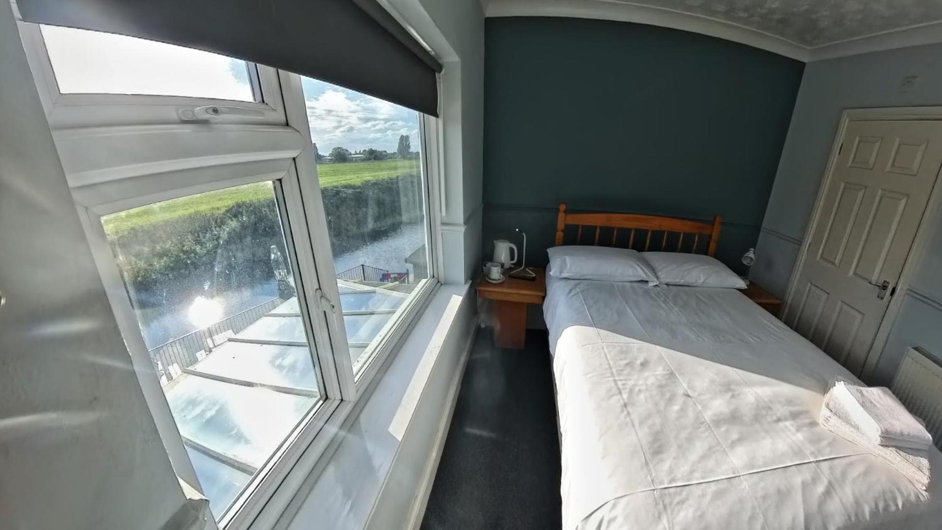 The Riverside Lodge *