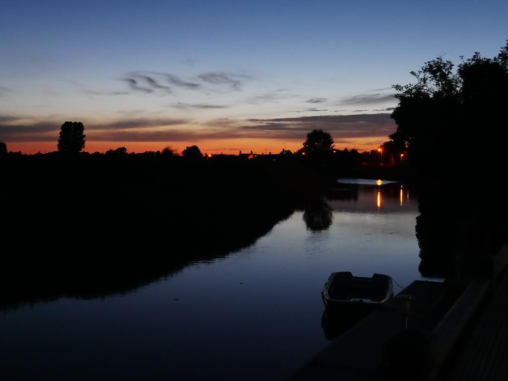 The Riverside Lodge *